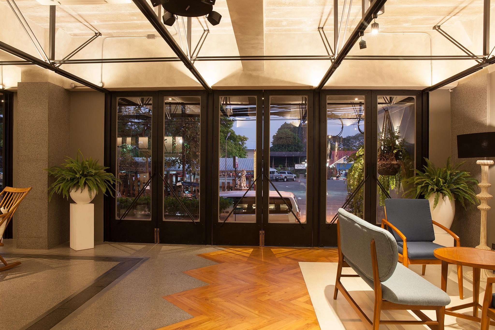 Bossotel Chiang Mai Zewnętrze zdjęcie
